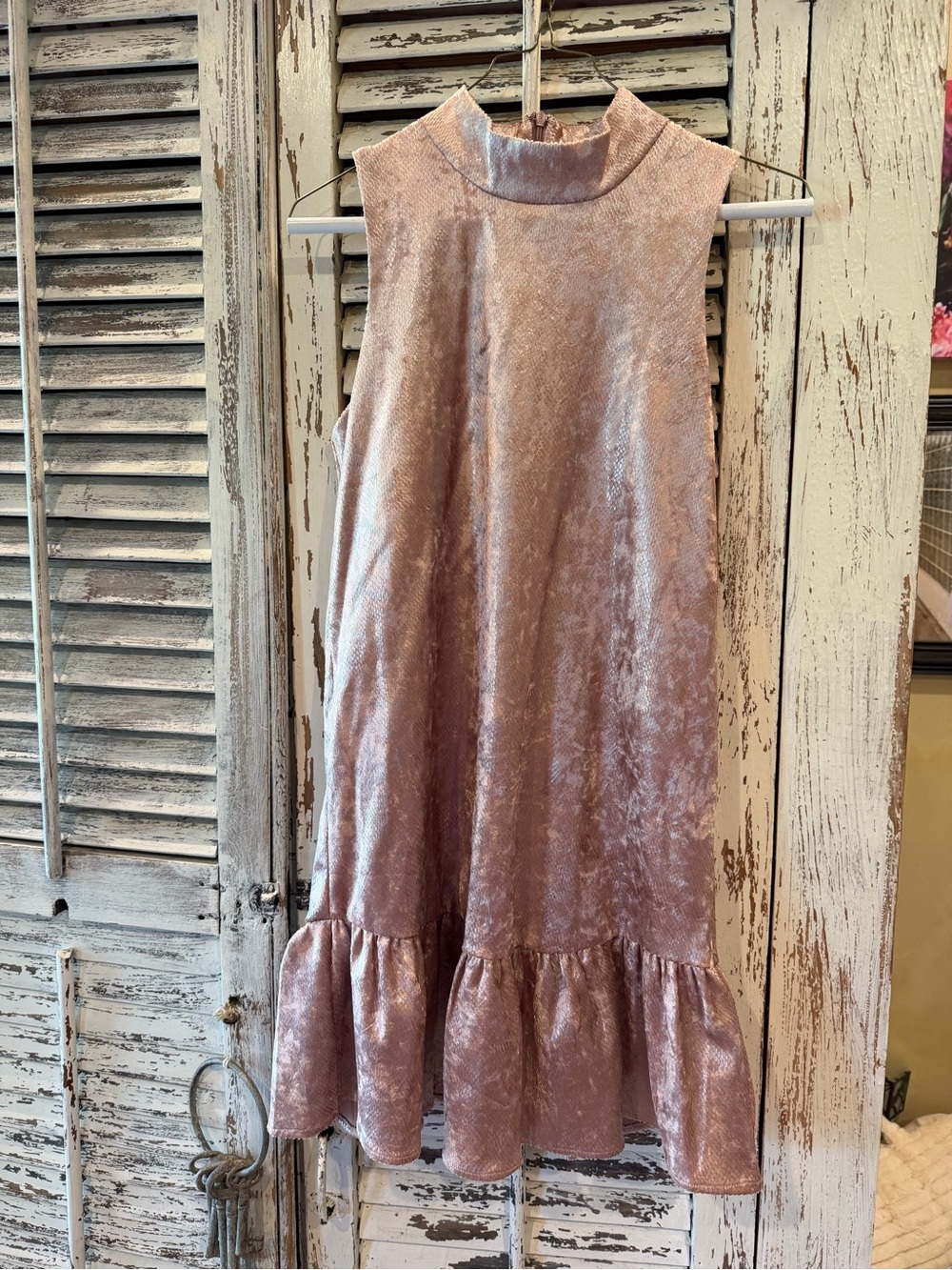 TCEC Velvet Mock-Neck Ruffle-Hem Dress in Dusty Rose